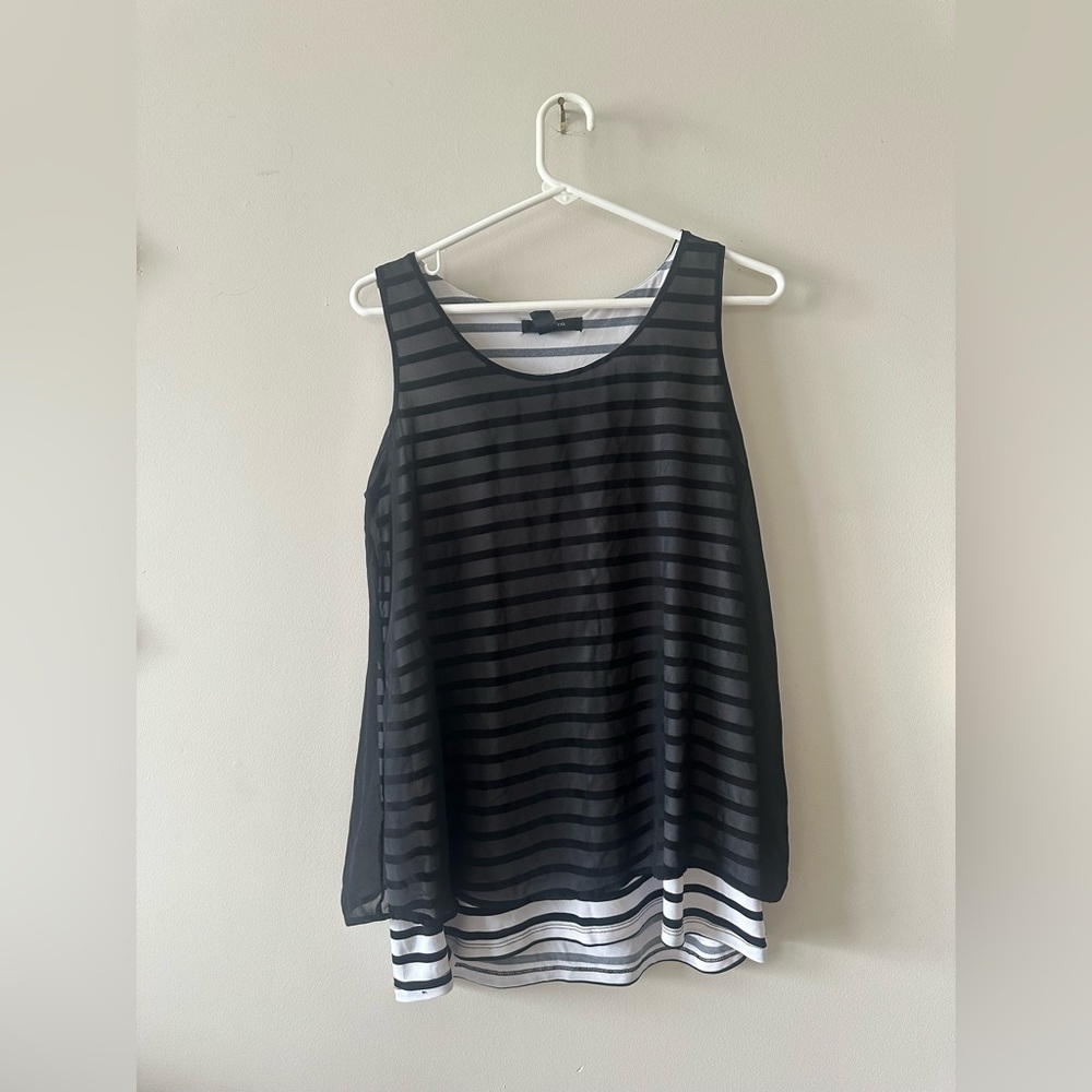 Women’s Style & Co black white striped tank top M